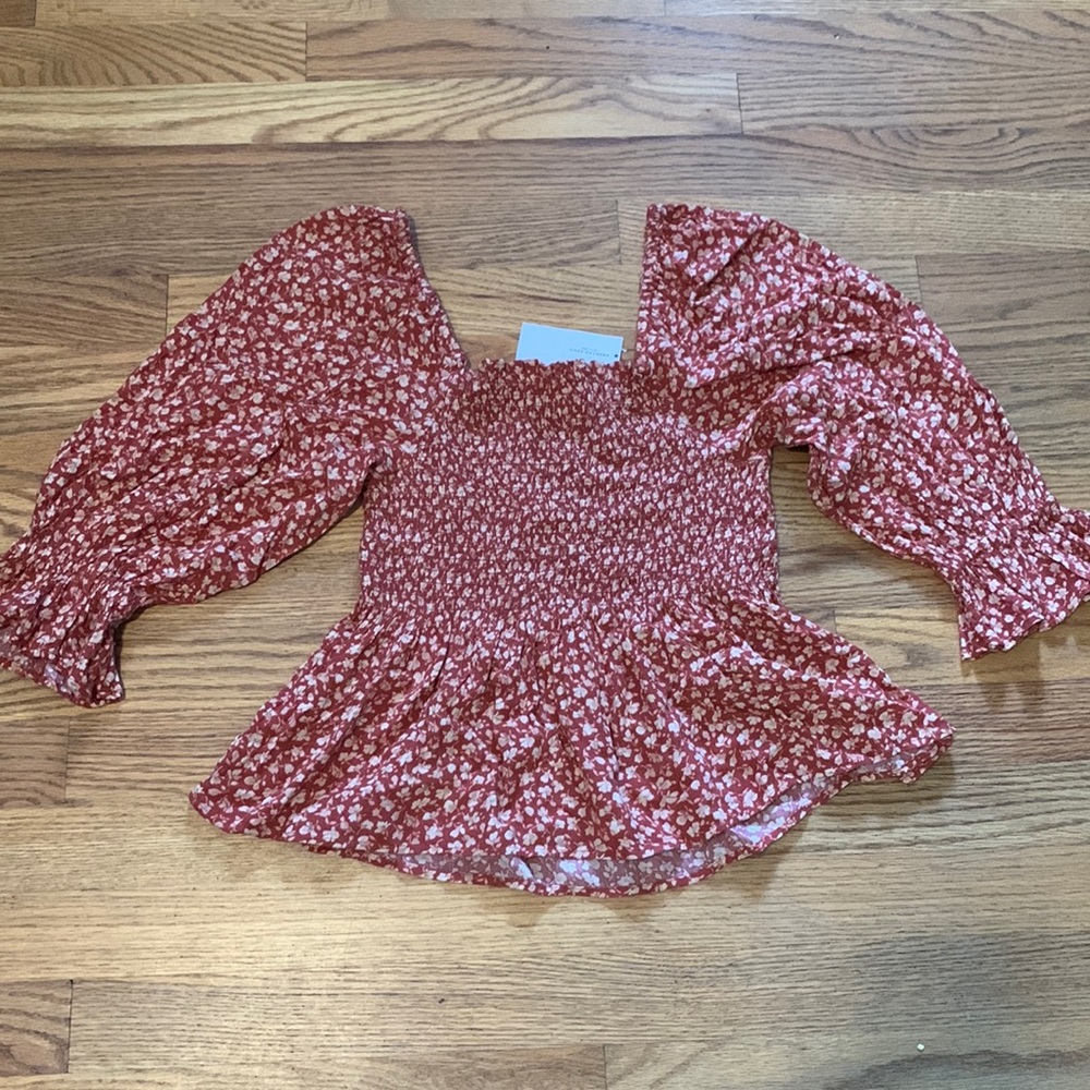 American Eagle rust colored long sleeve blouse. NWT